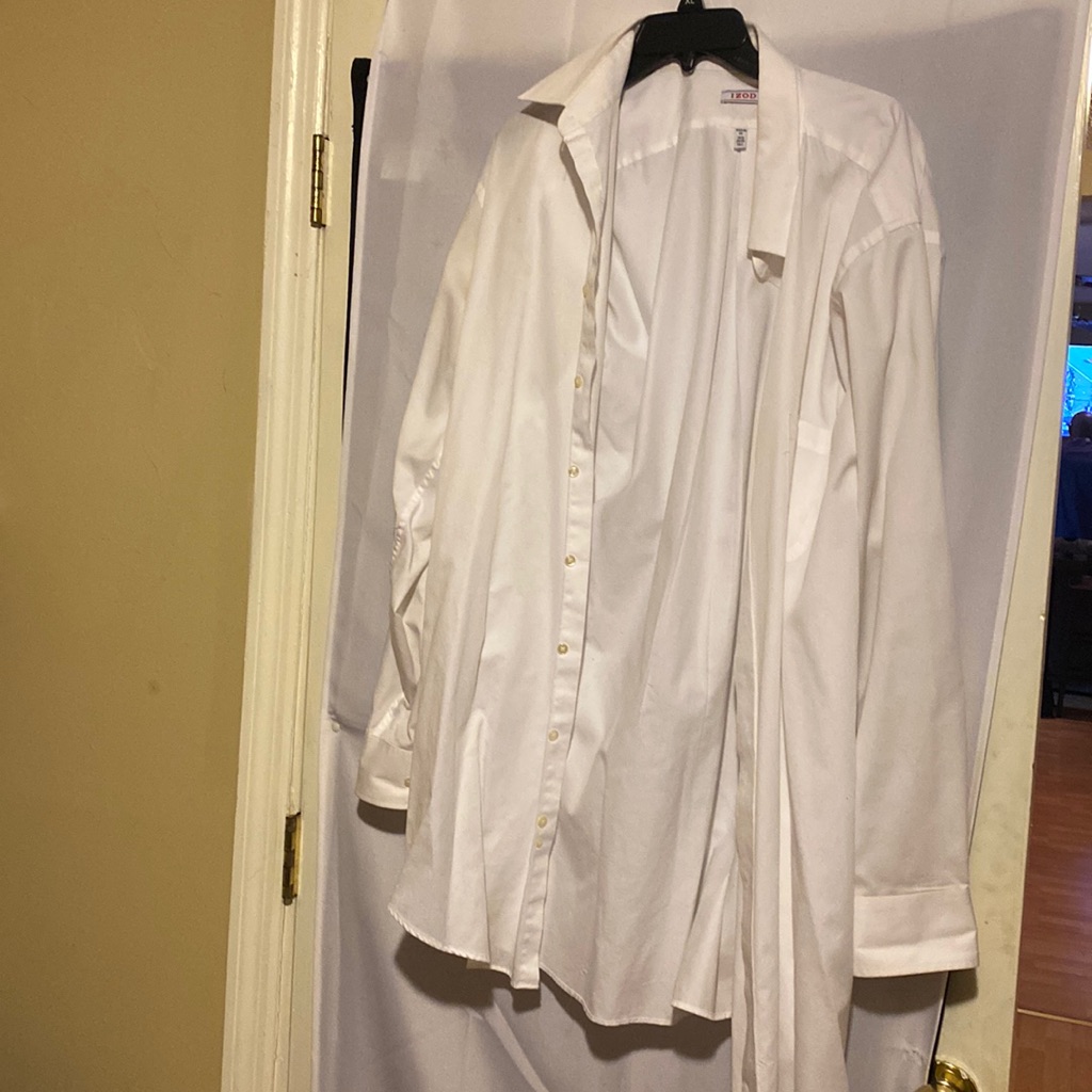 Izod Men Shirt